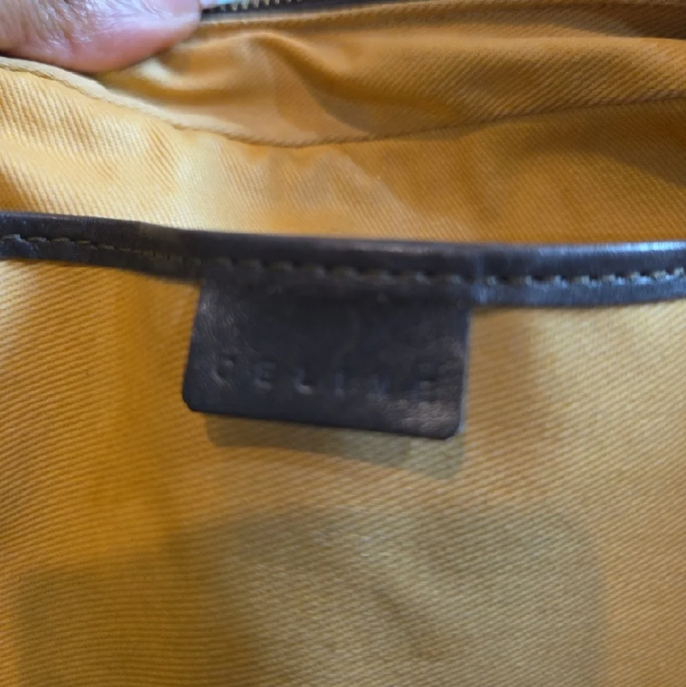 Vintage Celine Tote Handbag in Brown and Cream - Picture 3 of 11